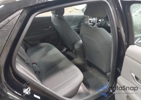 2023 Hyundai Elantra Sel z USA, uszkodzony, nr VIN KMHLS4AG2PU436700